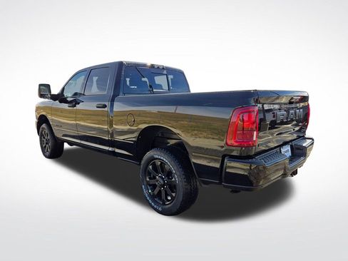 New 2026 RAM 2500 Big Horn AWD/4WD image 6