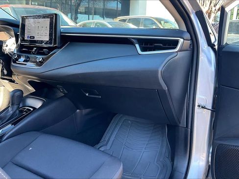 Used 2024 Toyota Corolla LE image 18