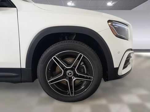Used 2024 Mercedes-Benz GLB 250 image 7