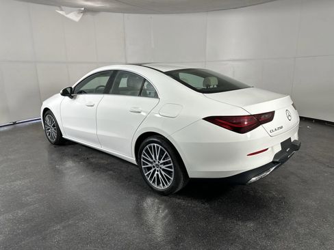 Used 2025 Mercedes-Benz CLA 250 image 9