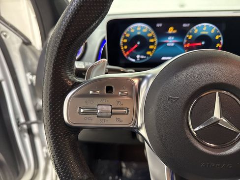 Used 2021 Mercedes-Benz GLB 35 AMG 4MATIC w/ Premium Package image 27