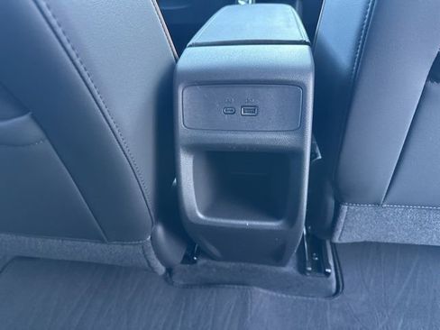 Used 2025 Buick Envista Avenir image 44