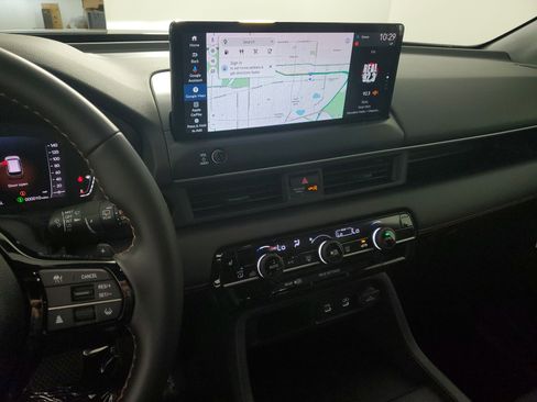 New 2026 Honda Pilot Sport image 16