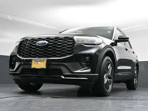 Certified 2025 Ford Explorer ST-Line w/ Premium Package AWD/4WD image 41