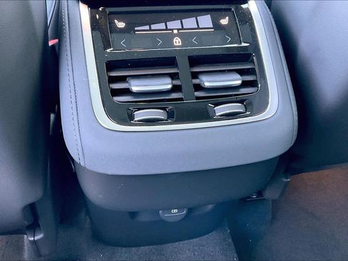 New 2026 Volvo XC90 B5 Plus w/ Protection Package image 16