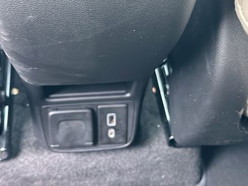 Used 2022 Buick Encore GX Essence w/ Advanced Technology Package image 22