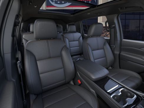 New 2026 Chevrolet Traverse High Country AWD/4WD image 16