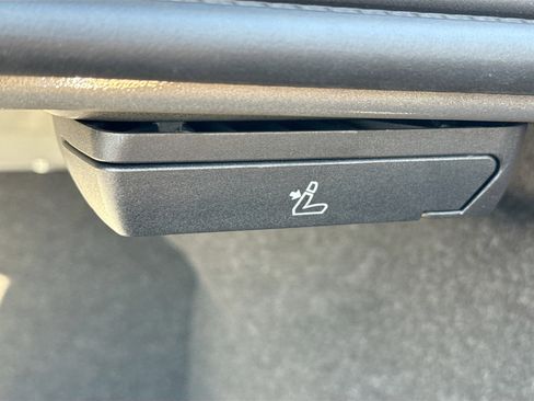 New 2026 BMW 530i w/ Executive Package image 13