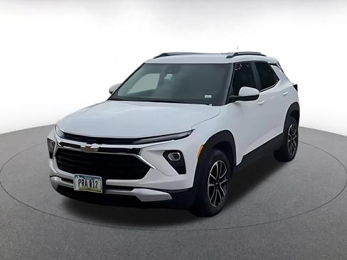 Used 2025 Chevrolet TrailBlazer LT FWD image 7