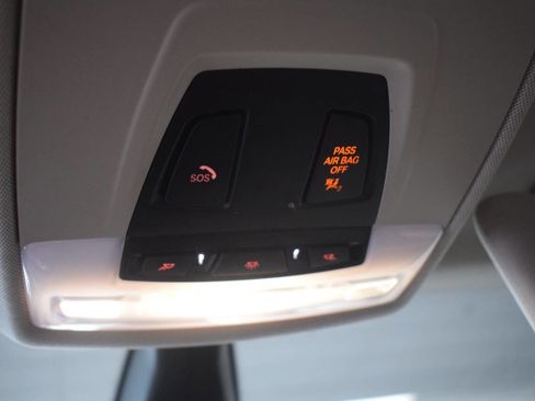 Used 2014 BMW i3 w/ Range Extender image 90