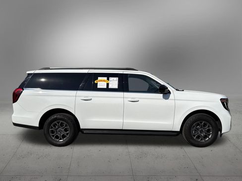Used 2025 Ford Expedition Max Active RWD image 5