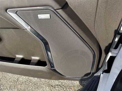 Used 2024 Chevrolet Silverado 1500 LTZ w/ LTZ Premium Package image 27