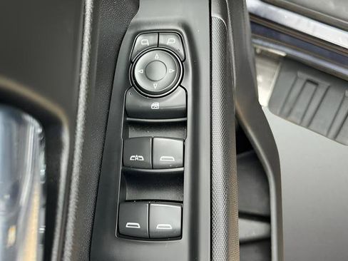 Used 2022 Chevrolet Silverado 1500 Custom image 13