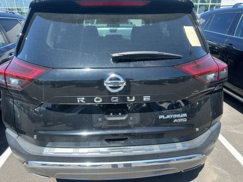 Used 2021 Nissan Rogue Platinum AWD/4WD image 4