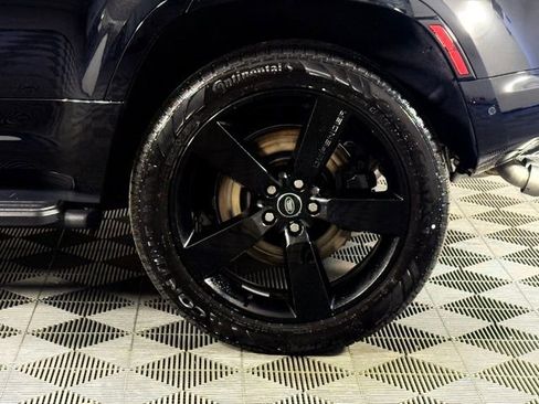 New 2025 Land Rover Defender 110 V8 image 14