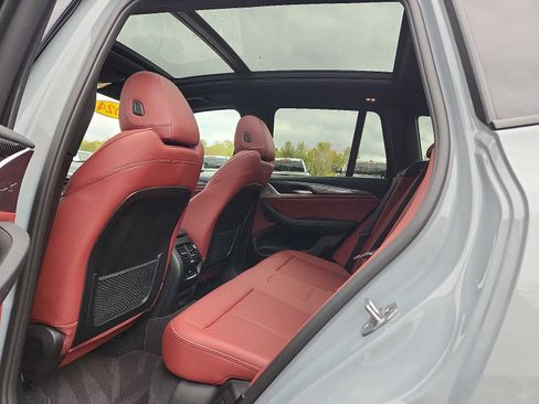 Used 2024 BMW X3 M40i w/ Premium Package image 10