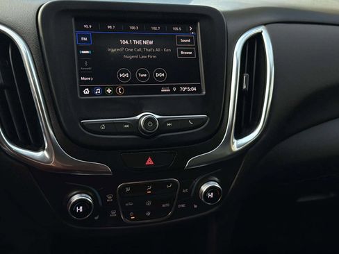Used 2021 Chevrolet Equinox LT image 38