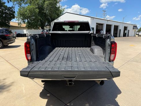 Used 2024 GMC Sierra 2500 SLE w/ SLE Value Package; AWD/4WD image 34