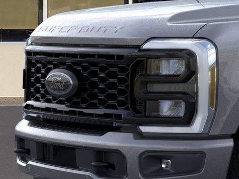 New 2026 Ford F350 Lariat w/ Tremor Off-Road Package AWD/4WD image 17