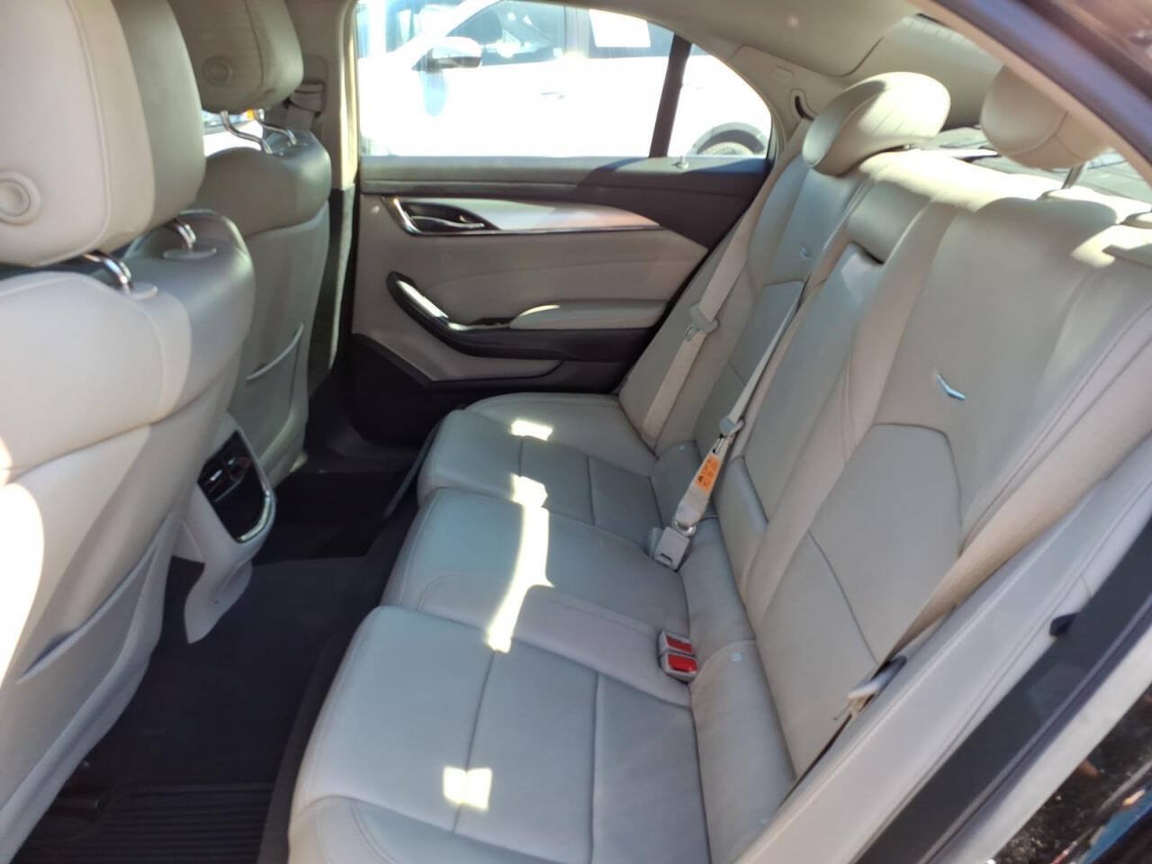 Used 2017 Cadillac CTS Luxury RWD image 15