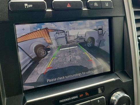 Used 2020 Ford F150 Lariat RWD image 26