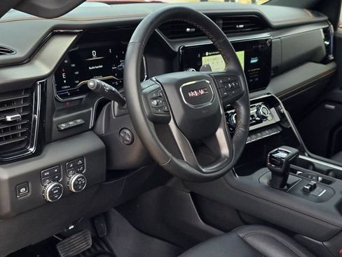 Used 2025 GMC Sierra 1500 AT4 w/ AT4 Premium Package AWD/4WD image 38