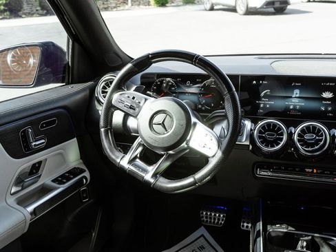 Used 2022 Mercedes-Benz GLB 35 AMG 4MATIC image 12