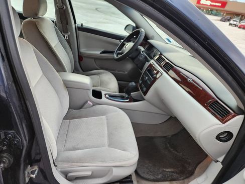 Used 2008 Chevrolet Impala LT image 16