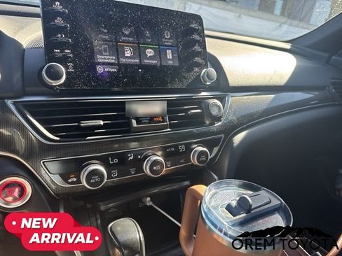 Used 2019 Honda Accord Sport image 10