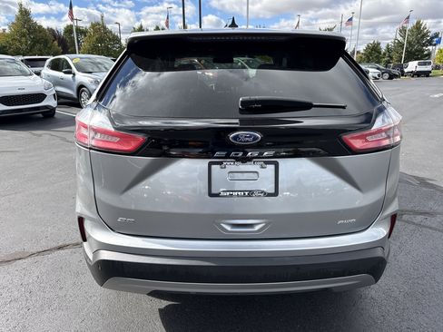 Used 2024 Ford Edge SEL image 6