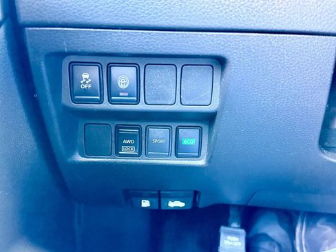 Used 2021 Nissan Rogue Sport S AWD/4WD image 11