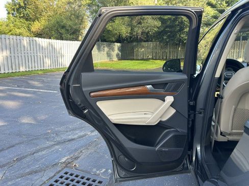 Certified 2022 Audi Q5 2.0T Premium Plus image 24