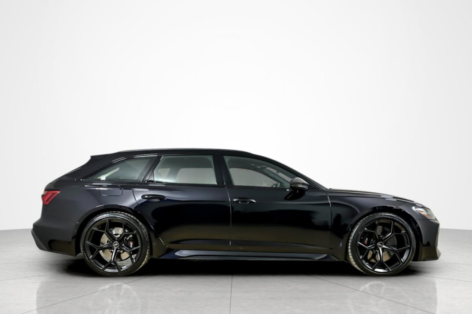 Used 2024 Audi RS 6 performance w/ Matte Carbon Package AWD/4WD image 6
