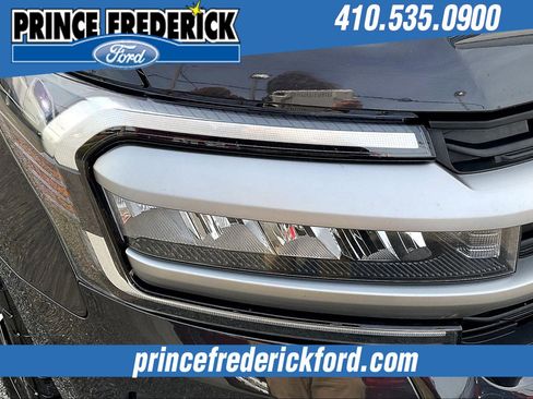 Used 2024 Ford Expedition XLT image 27