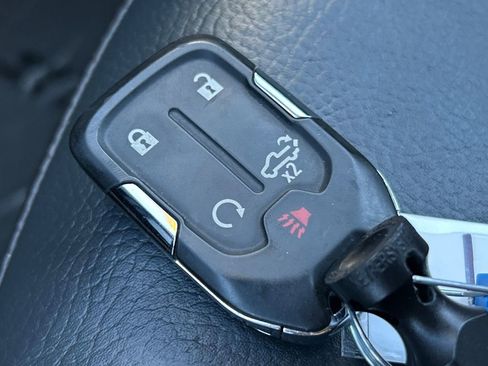 Used 2023 GMC Sierra 2500 Denali w/ Denali Ultimate Package image 34