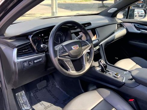 Used 2024 Cadillac XT5 Premium Luxury w/ Technology Package AWD/4WD image 13
