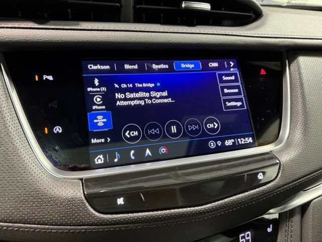 Certified 2025 Cadillac XT5 Premium Luxury AWD/4WD image 17
