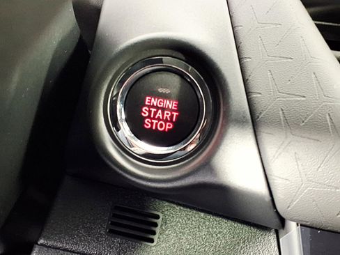 New 2026 Subaru Outback Touring XT image 9