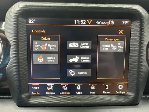 Certified 2022 Jeep Wrangler Unlimited Sahara AWD/4WD image 19