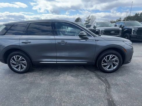 Used 2025 Lincoln Corsair AWD w/ Equipment Group 101A image 20