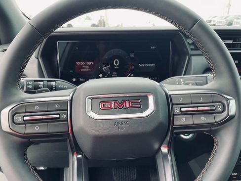 New 2026 GMC Terrain AT4 w/ Technology Package II image 11