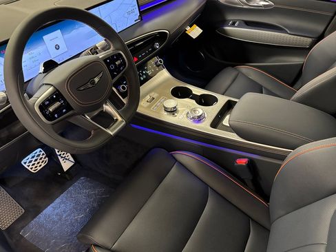 New 2026 Genesis GV70 2.5T Sport Prestige AWD/4WD image 10