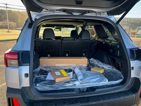 New 2026 Subaru Outback Touring XT w/ Touring Package image 10