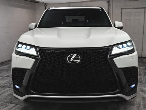Used 2024 Lexus LX 600 F Sport AWD/4WD image 2