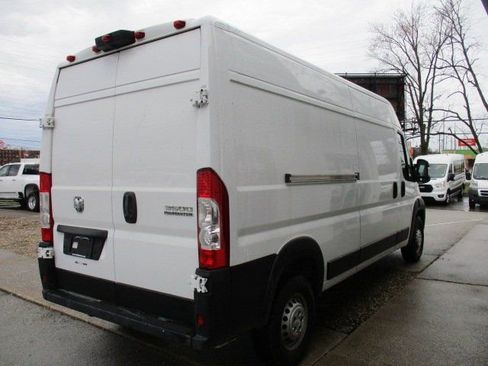 Used 2025 RAM ProMaster 3500 w/ Convenience Group image 5