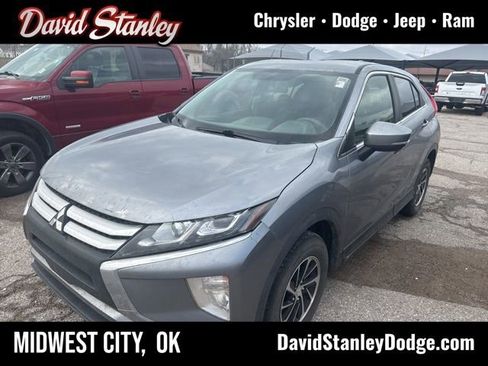 Used 2020 Mitsubishi Eclipse Cross ES image 1