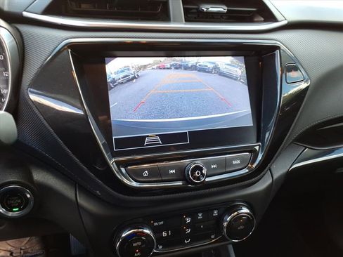 Used 2023 Chevrolet TrailBlazer LT w/ Convenience Package image 21