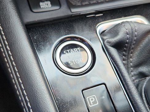 Used 2024 Nissan Kicks SR w/ SR Premium Package image 14