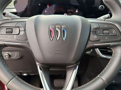 Certified 2025 Buick Encore GX Preferred image 17