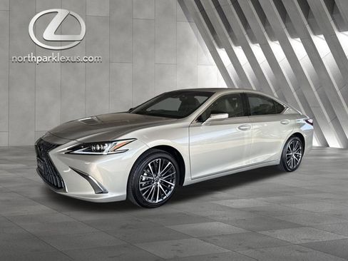 Certified 2025 Lexus ES 300h w/ Premium Package image 3